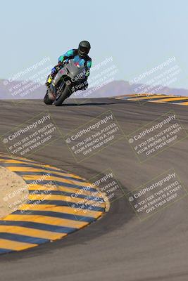 media/Dec-18-2022-SoCal Trackdays (Sun) [[8099a50955]]/Turns 9 and 10 Set 2 (1055am)/